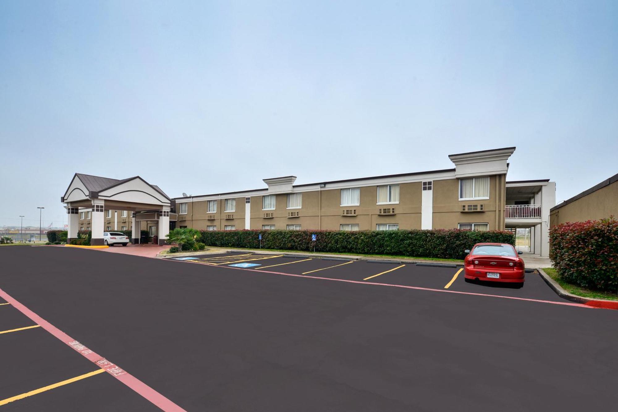 Motel Super 8 By Wyndham Grand Prairie North Extérieur photo