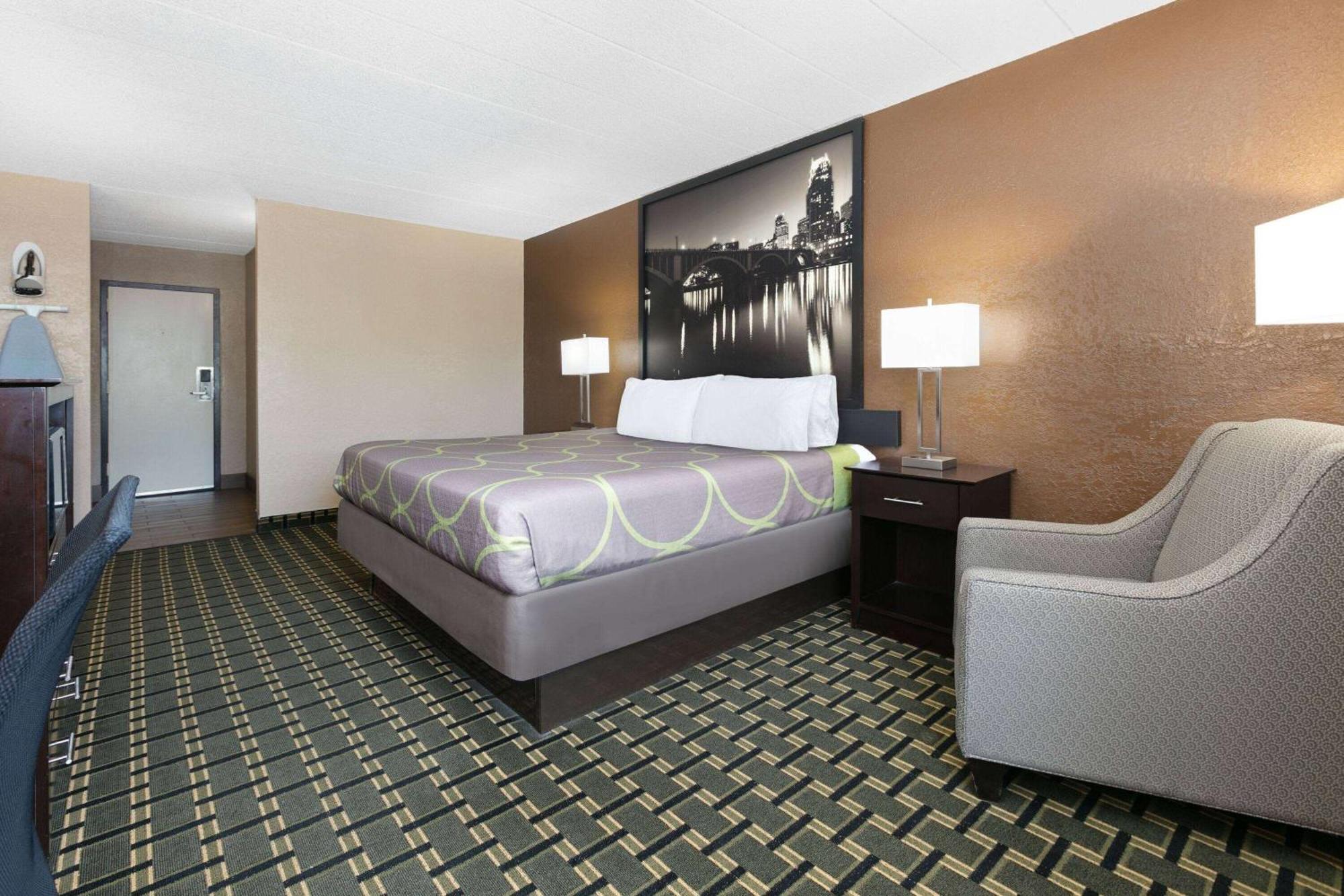 Motel Super 8 By Wyndham Grand Prairie North Extérieur photo
