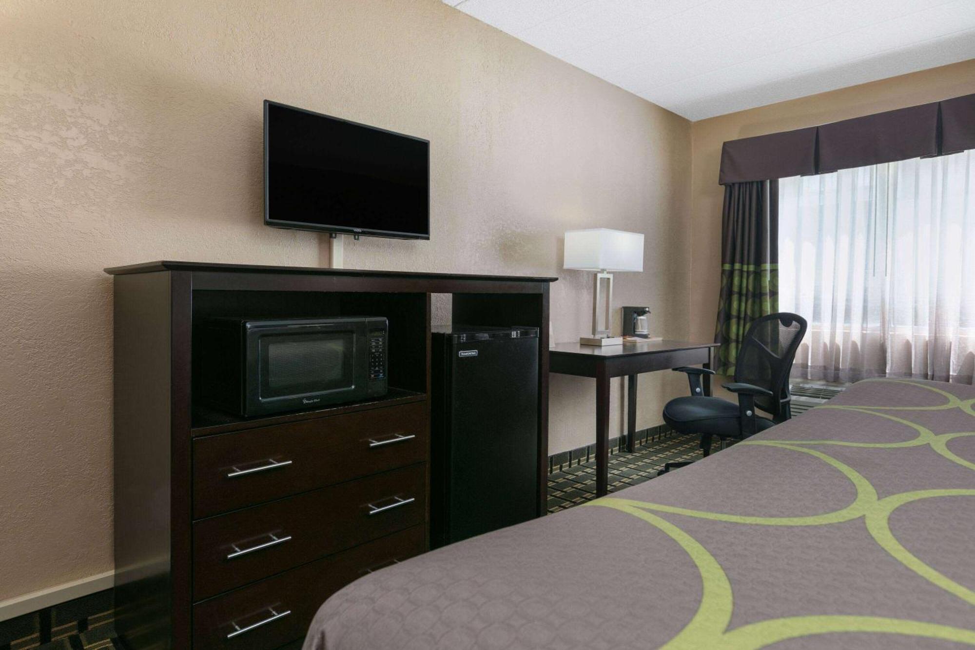 Motel Super 8 By Wyndham Grand Prairie North Extérieur photo