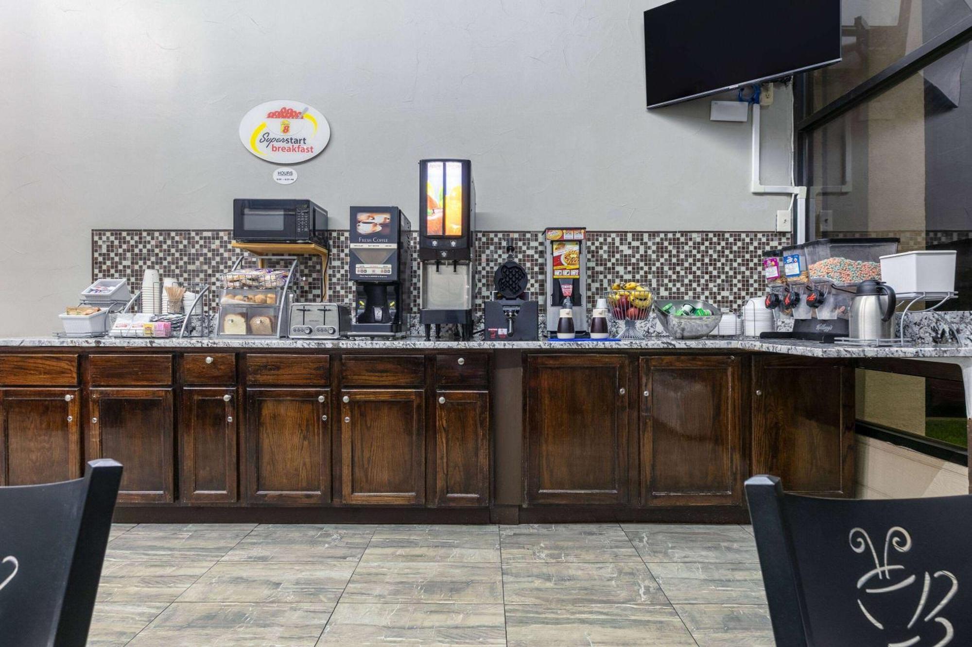 Motel Super 8 By Wyndham Grand Prairie North Extérieur photo