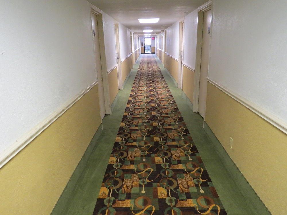 Motel Super 8 By Wyndham Grand Prairie North Extérieur photo